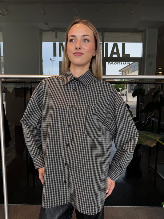 Camicia check over nera