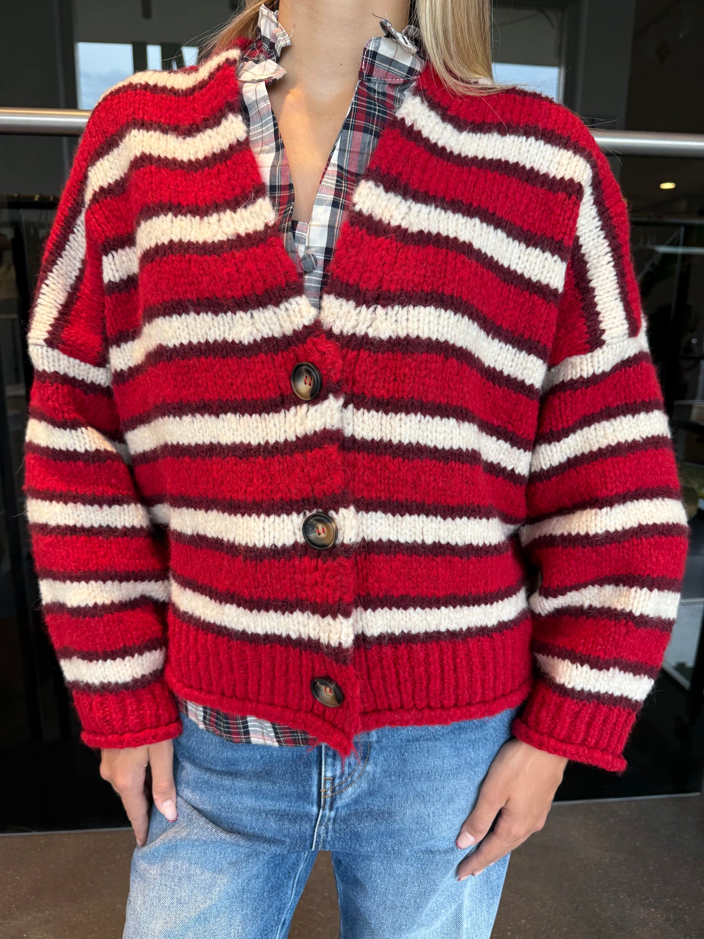 Cardigan tre bottoni rosso