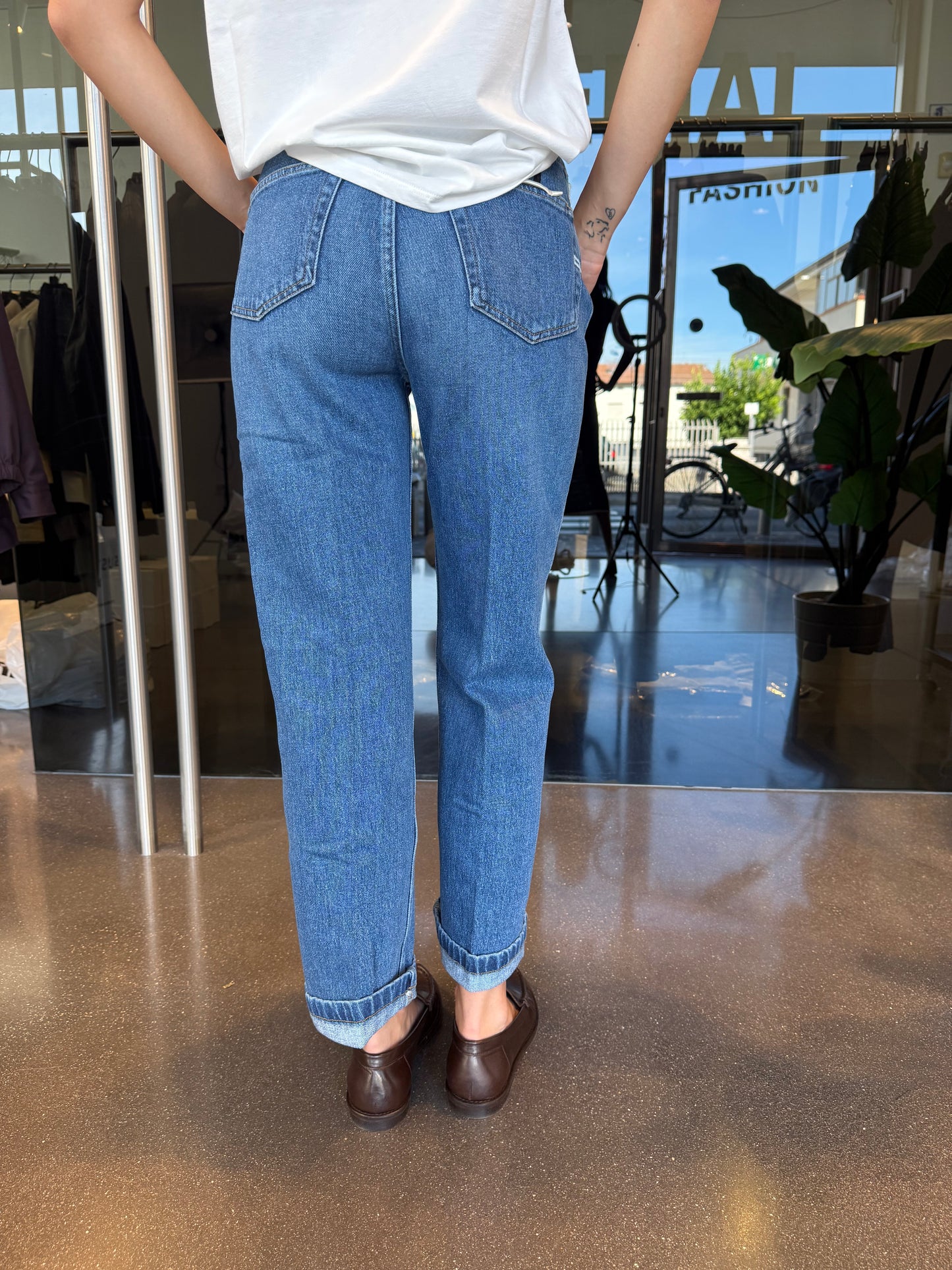 Jeans dritto alla caviglia