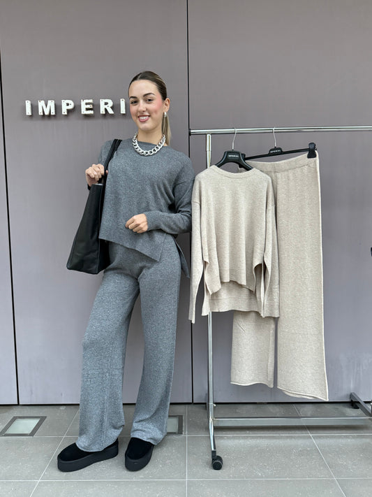 Set coordinato in maglia