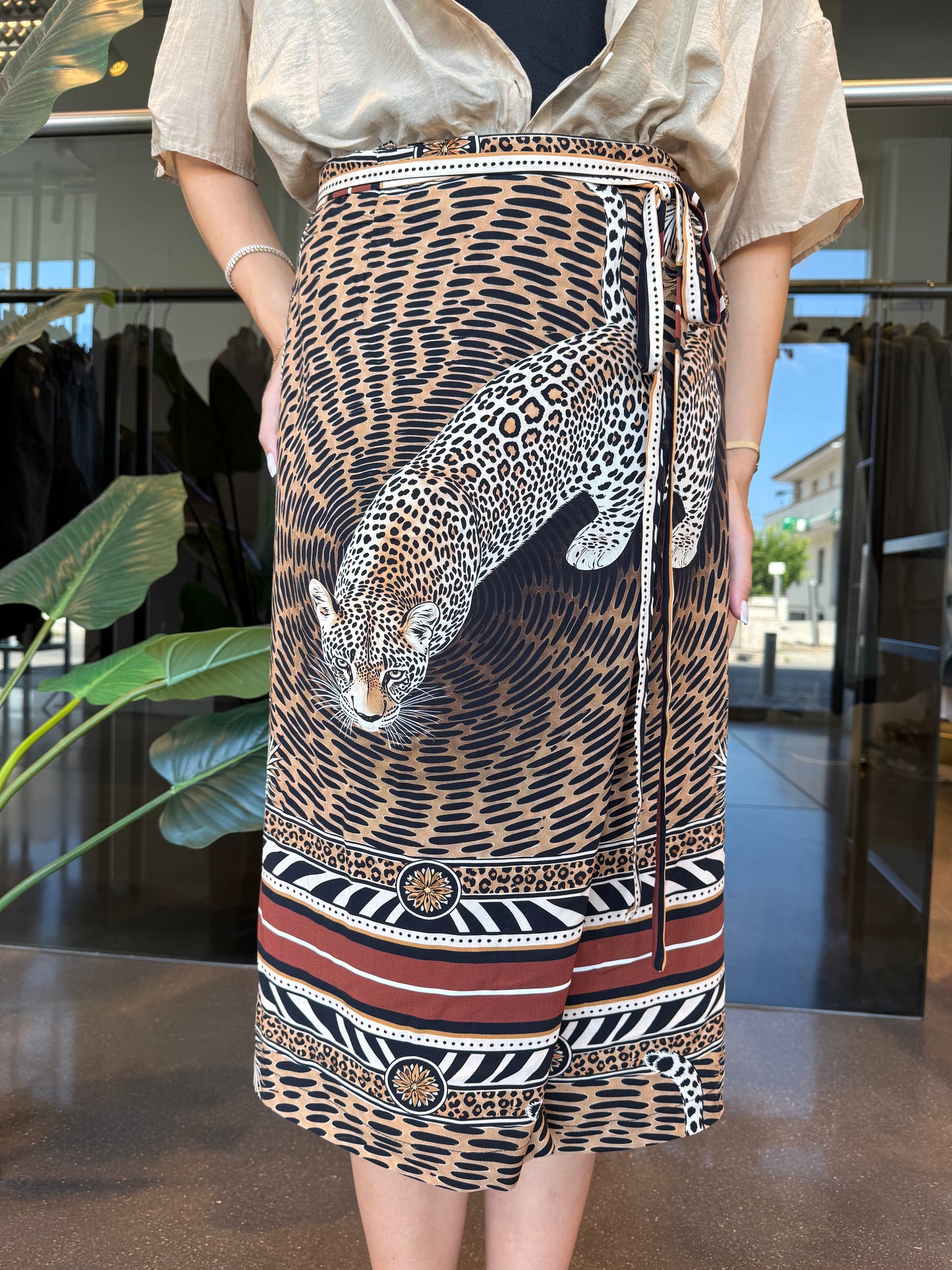 gonna pareo midi con tigre